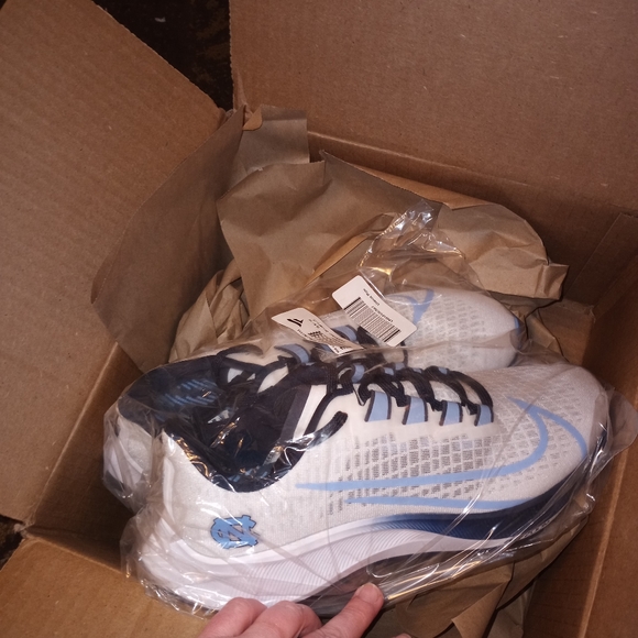 North carolina tar heels gear main image 6